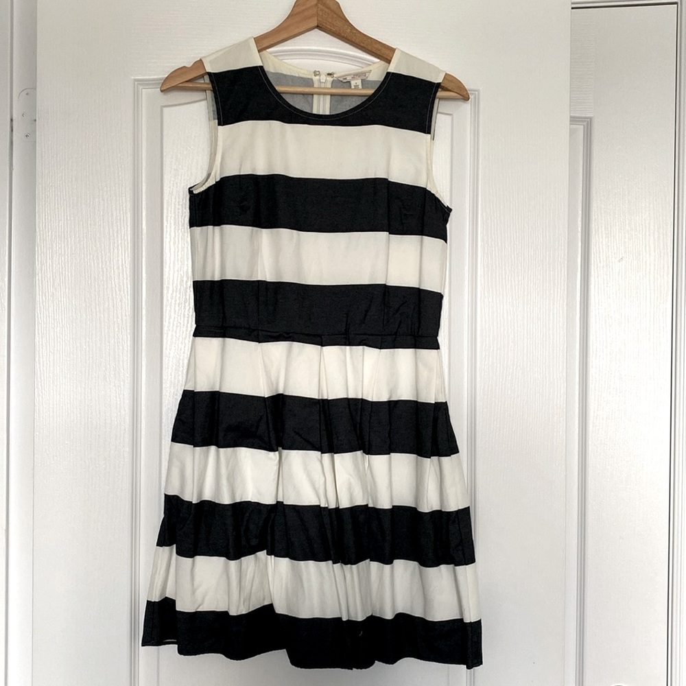GAP Women’s Black and White Rugby Striped Dress